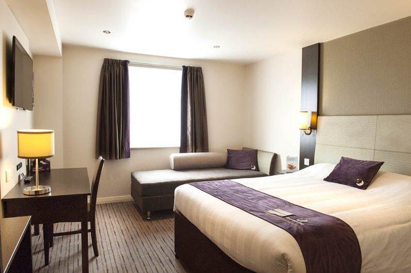 Premier Inn Gosport Exterior foto